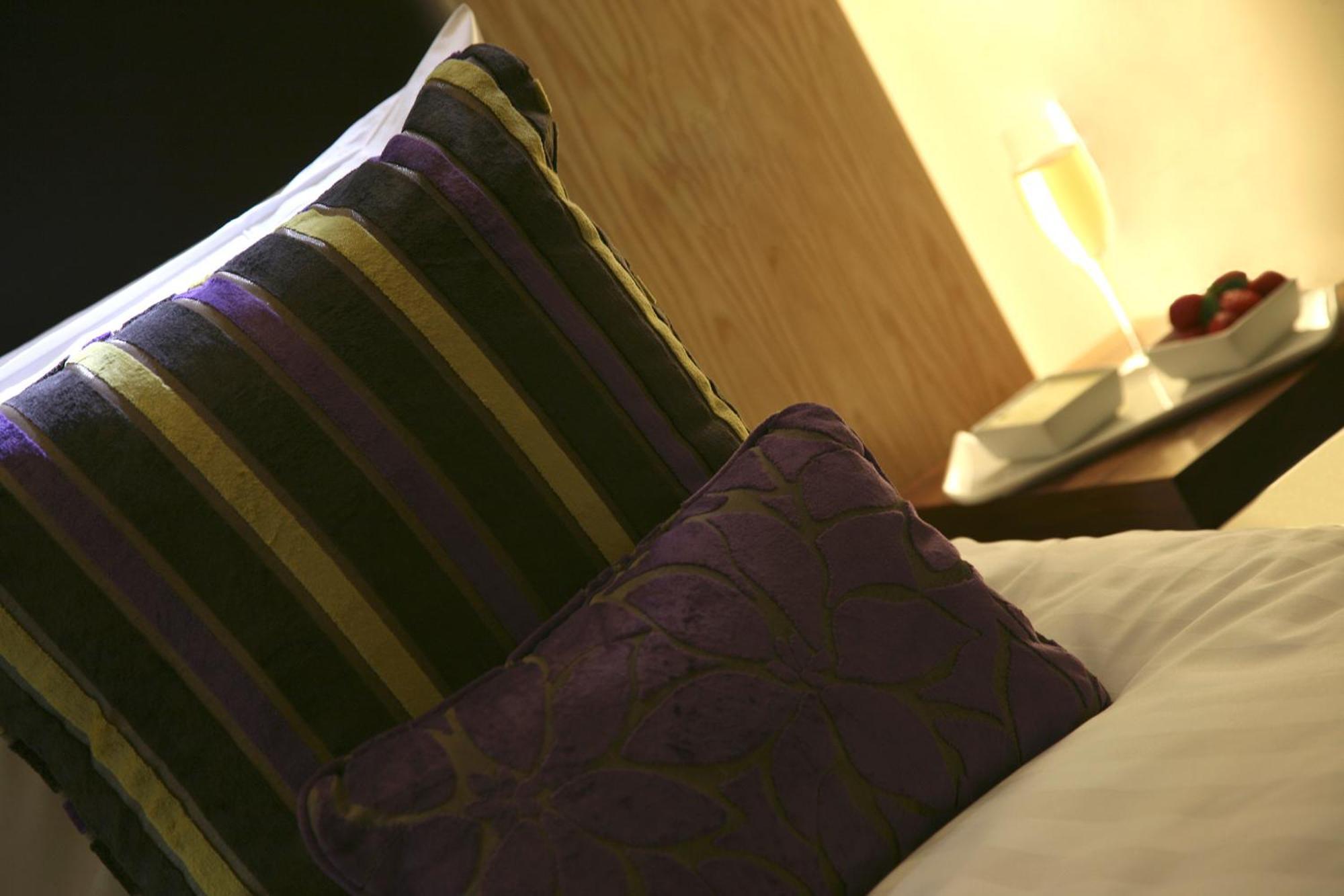 St Mellion Estate Hotell Rum bild